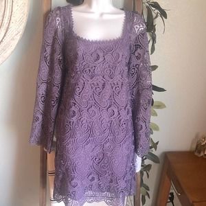 Anthropologie Maeve Woman’s Mini Dress in Lavender Paisley Lace, Size 4